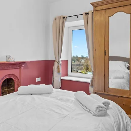 Σπίτι διακοπών Lovely 2 Bed With Pool Table - Pass The Keys *