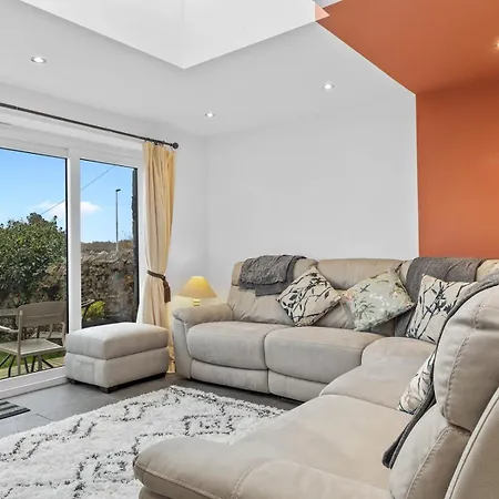 度假居 Pass The Keys Lovely 2 Bed With Pool Table 阿尔弗斯顿